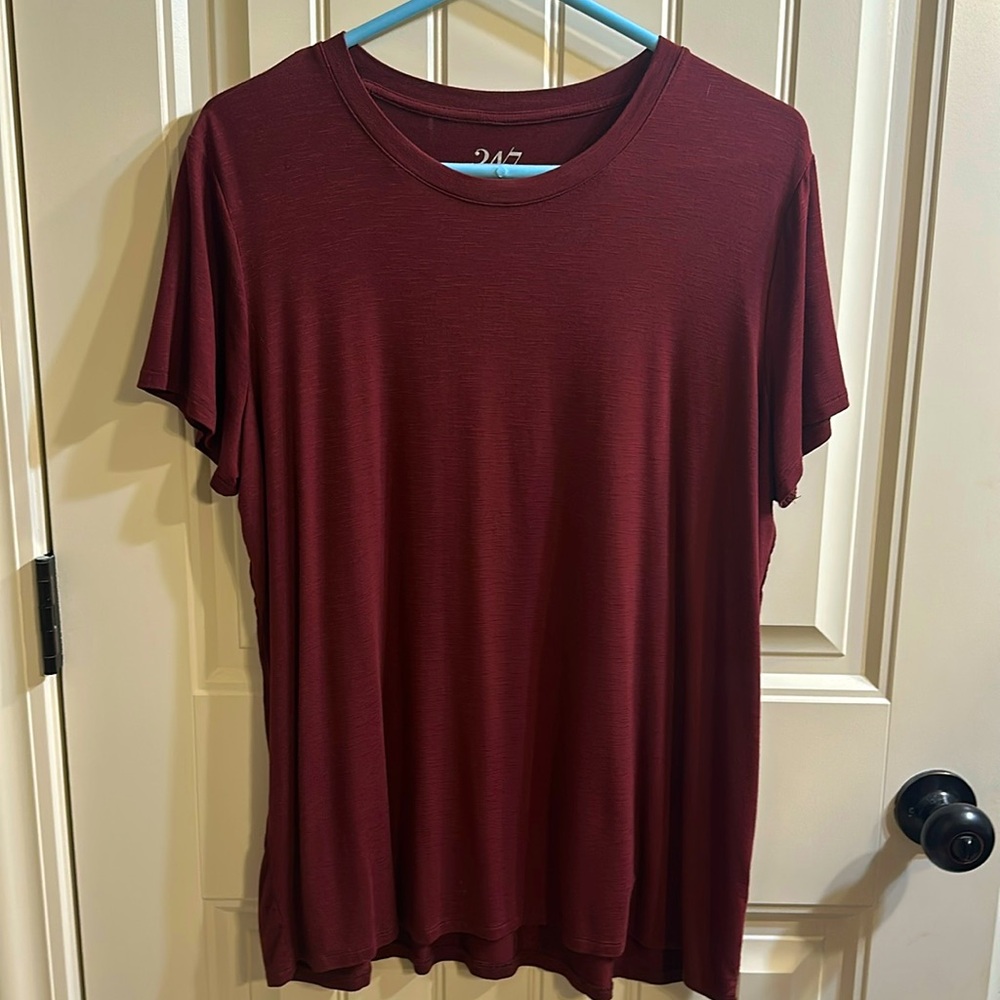 Worn once. 24/7 tee.
